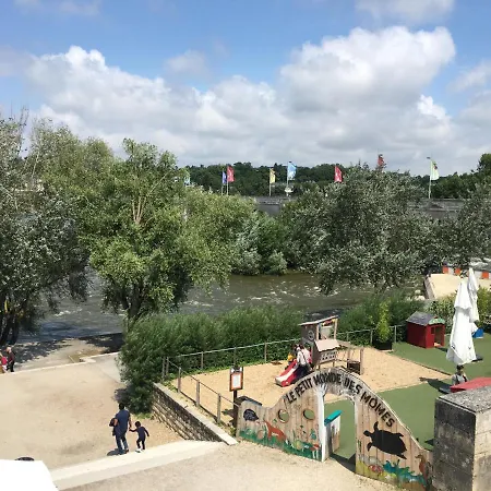 Calme,lumineux ,hyper Centre * تور