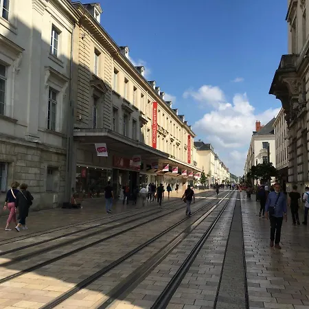 Calme,lumineux ,hyper Centre Apartament Tours