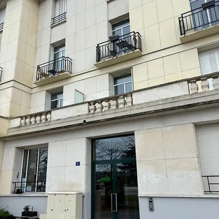 Calme,lumineux ,hyper Centre تور