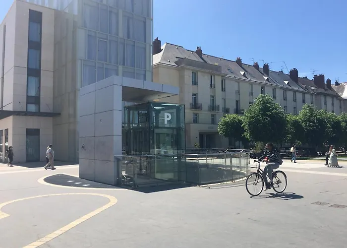 Calme,lumineux ,hyper Centre Апартаменты Тур