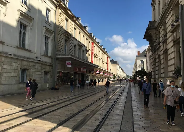 Calme,lumineux ,hyper Centre Апартаменты Тур