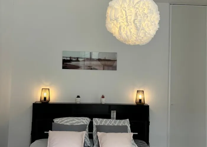 Calme,lumineux ,hyper Centre